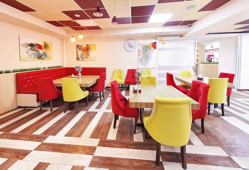 هتل аrt Volzhskiy