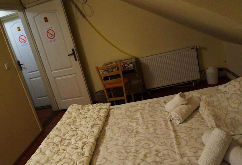 هتل Ugostiteljski Objekat Karibo