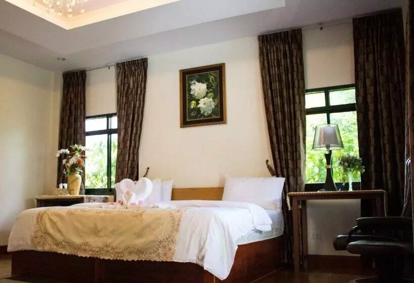 هتل Yenjit Resort
