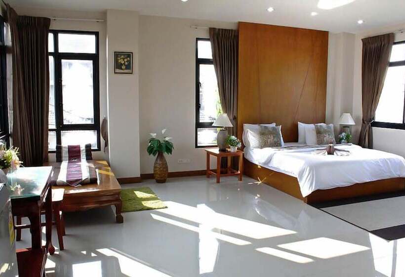 호텔 Yenjit Resort