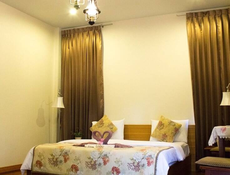 호텔 Yenjit Resort