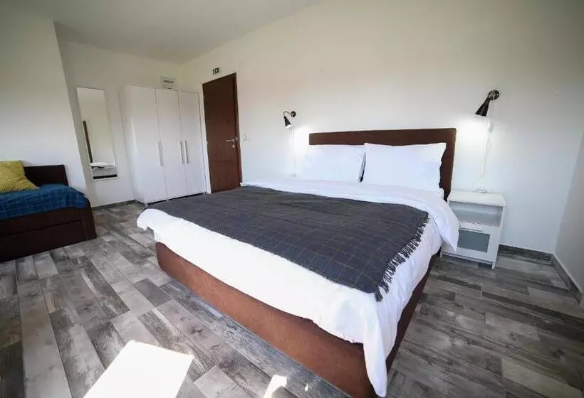 مُتل Guesthouse & Restaurant Tekovina