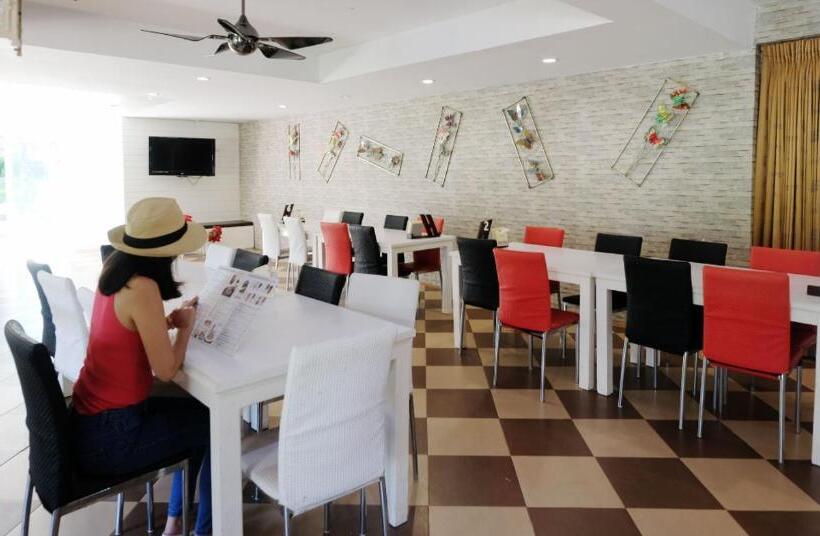 Phukaew Resort & Adventure Park