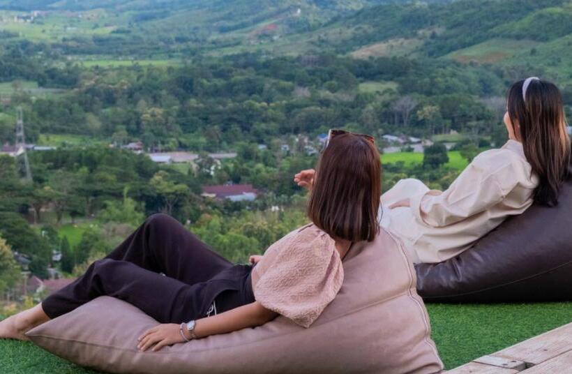 Phukaew Resort & Adventure Park