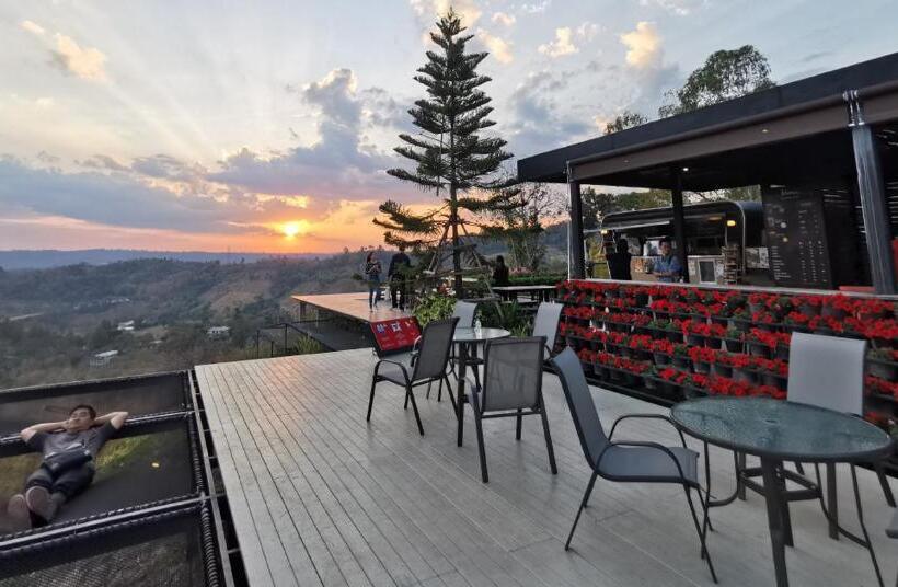 Phukaew Resort & Adventure Park