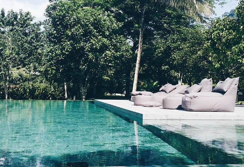 The Hidden Resort & Restaurant