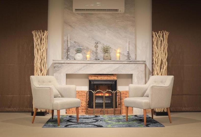 The Pino Hotel Pakchong