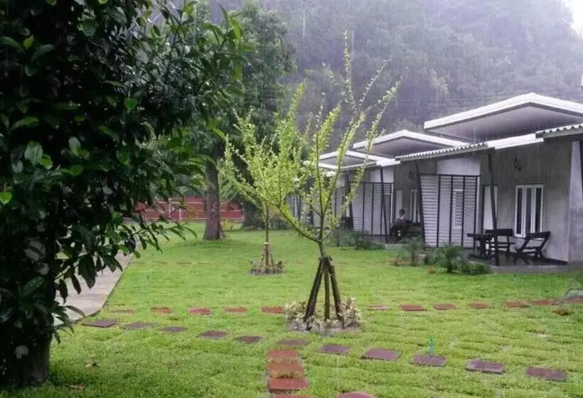 V Valley Resort