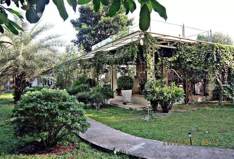 V Valley Resort