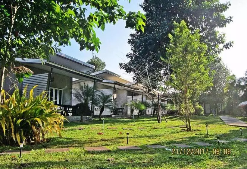 V Valley Resort
