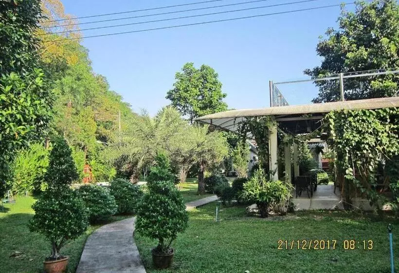 V Valley Resort