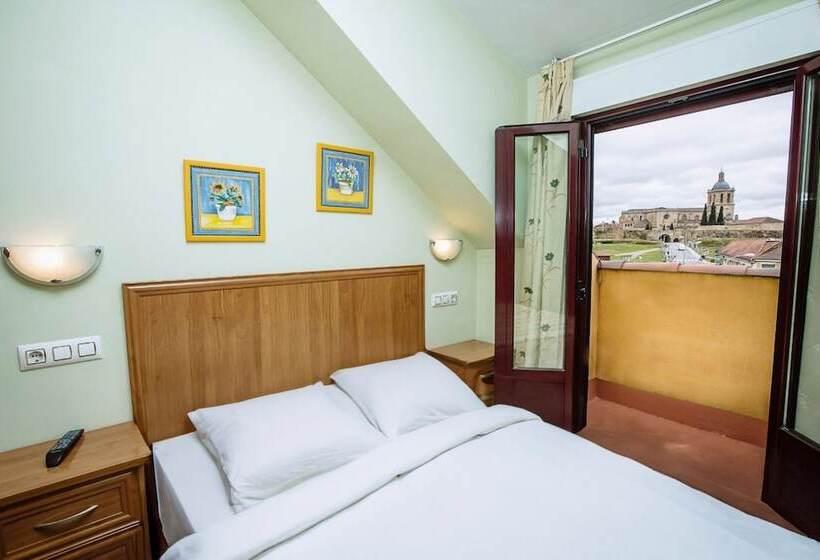 مسافرخانه Hospedería Puerta De La Catedral