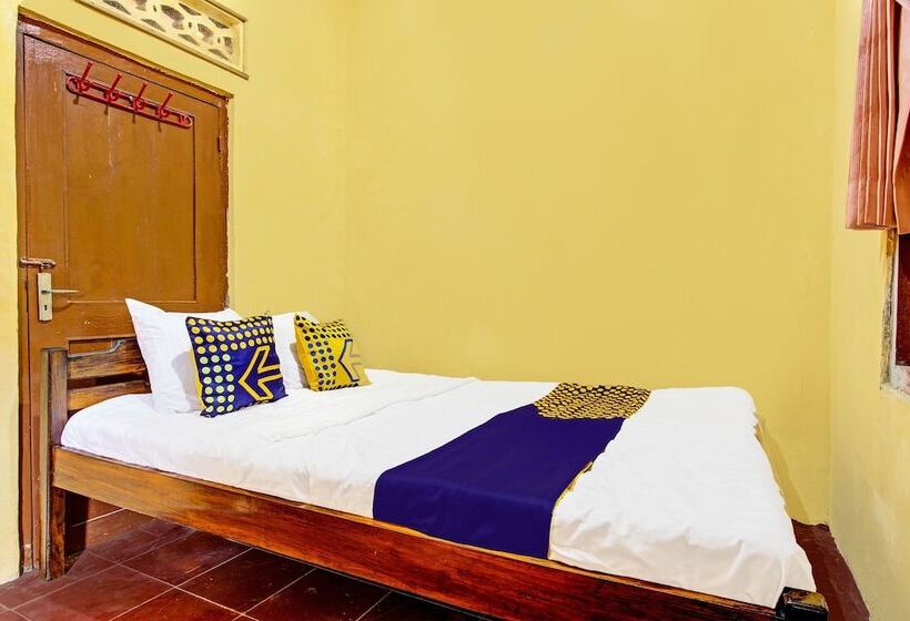 Szálloda Spot On 92018 Homestay Akbar Aufa Syariah