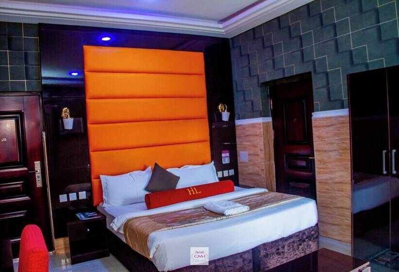 هتل Castle Majestic