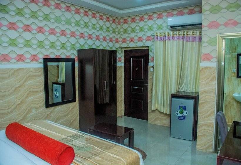 هتل Castle Majestic