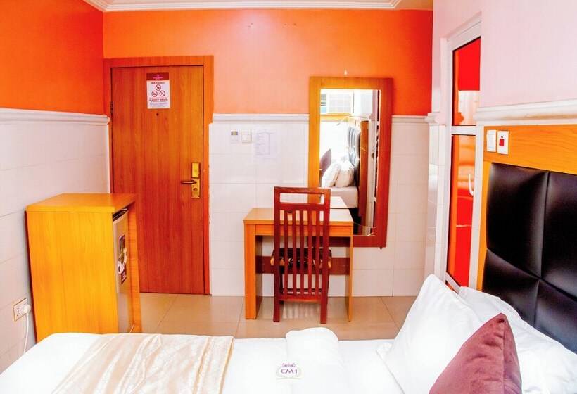 هتل Castle Majestic