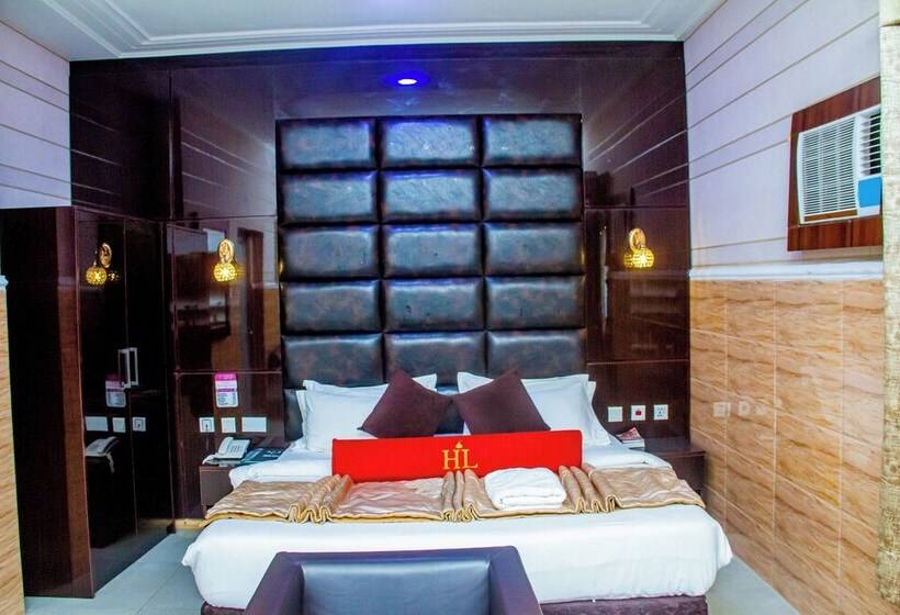 هتل Castle Majestic