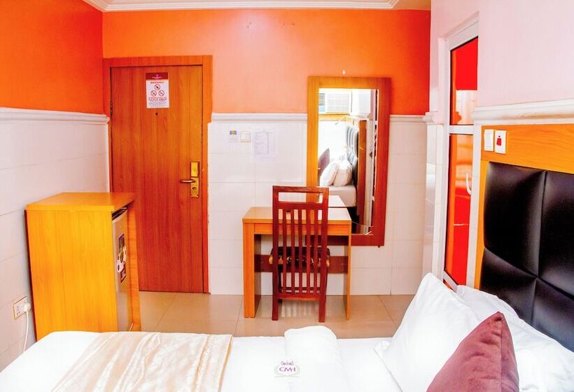 هتل Castle Majestic