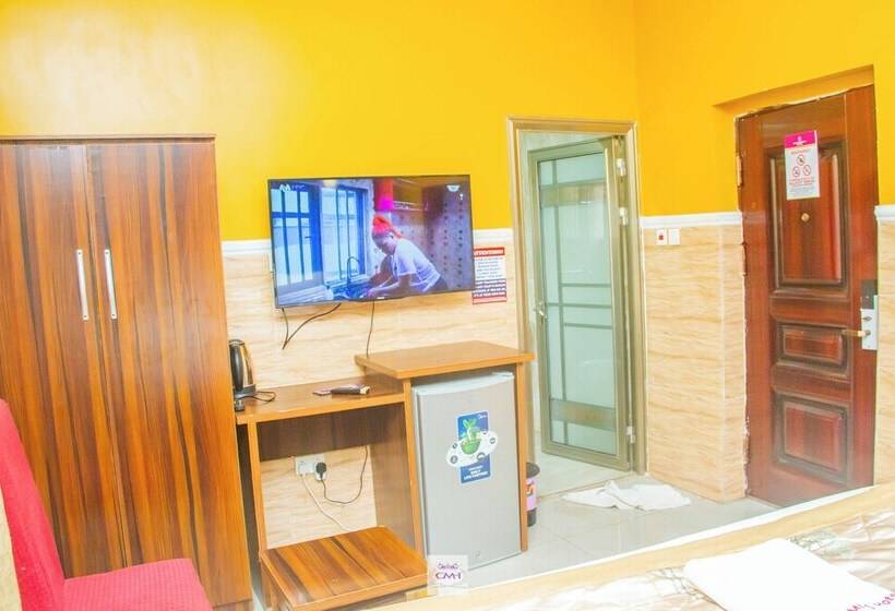 هتل Castle Majestic