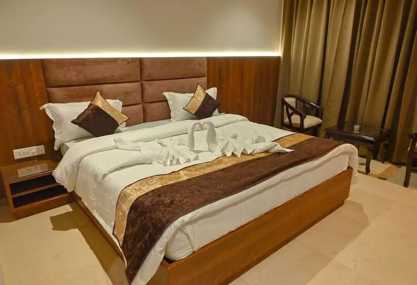 Hotelli M D Farms & Resorts