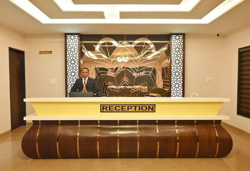 Hotelli M D Farms & Resorts