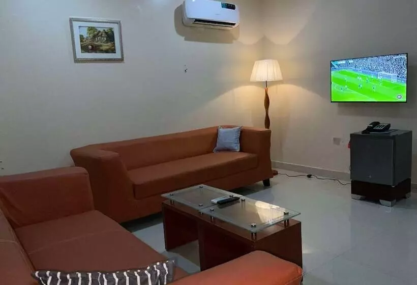 Lis Hotel And Suites