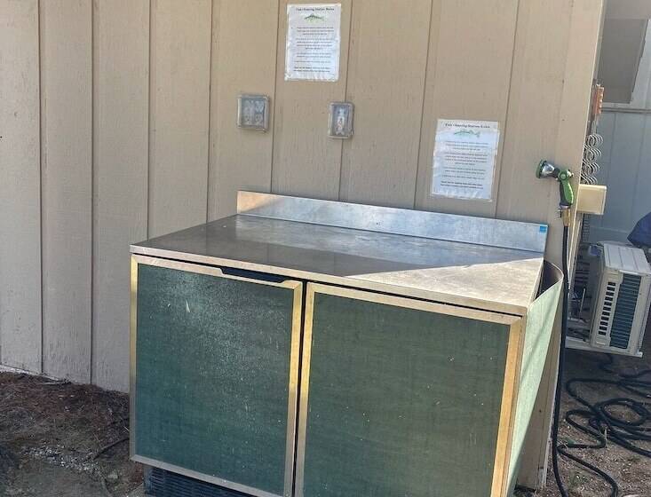 فندق على الطريق Waterway Inn