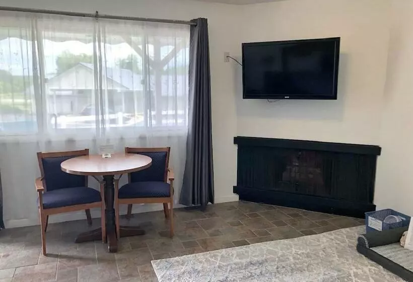 Motelli Waterway Inn