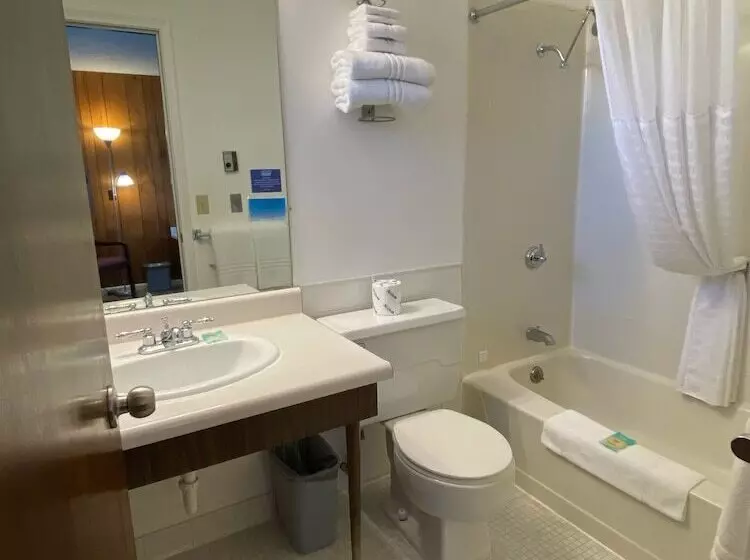 Motelli Waterway Inn