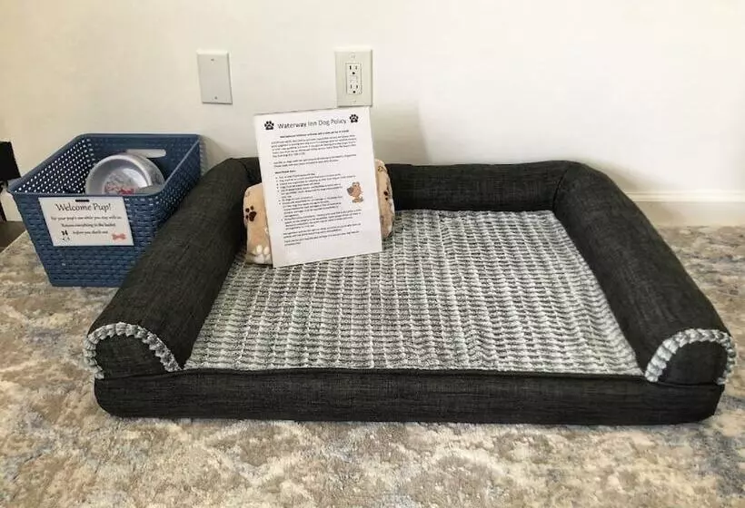 Motelli Waterway Inn