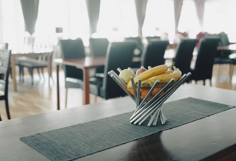 Nadden Hotell Och Konferens