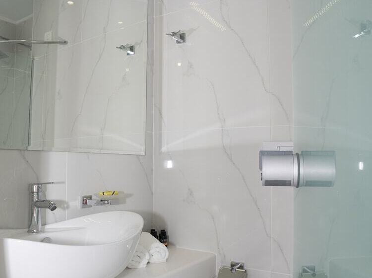 فندق Amaryllis Beach