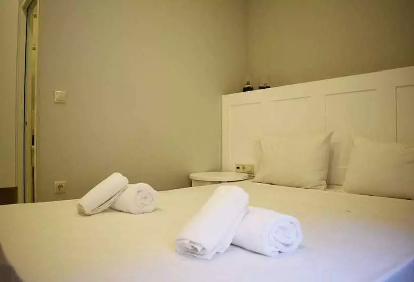 هتل Candia Suites & Rooms