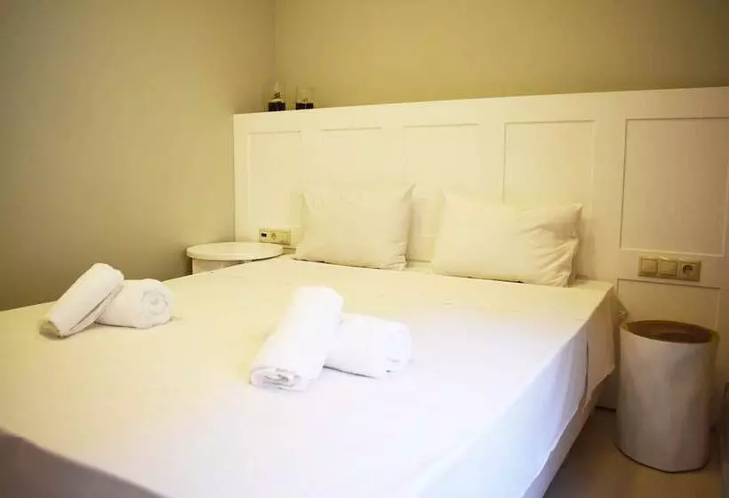 هتل Candia Suites & Rooms