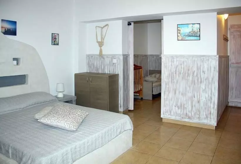 ホテル Christos Studios And Family Apartments