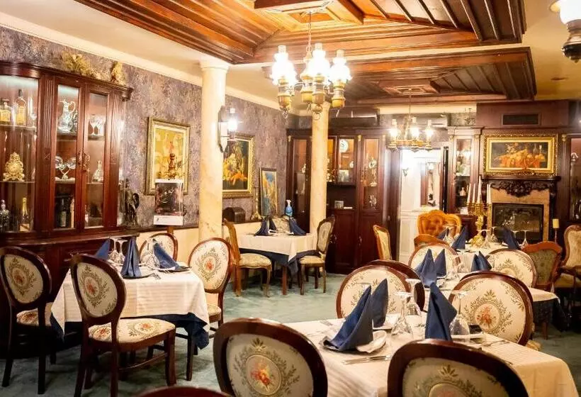 Hôtel Globus