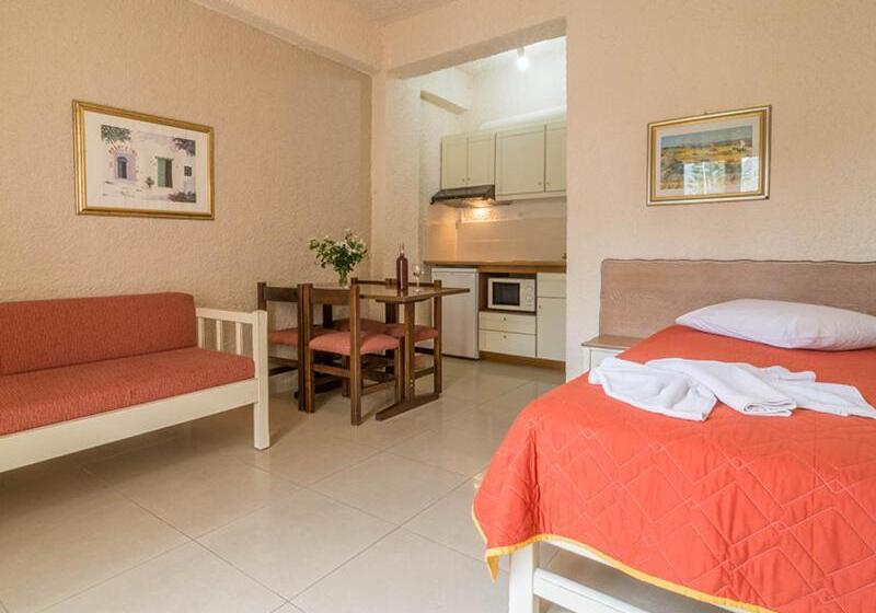 בית מלון כפרי Lito Apartments Paleochora