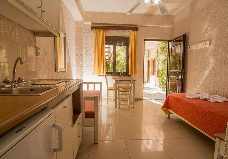 ホテル Lito Apartments Paleochora