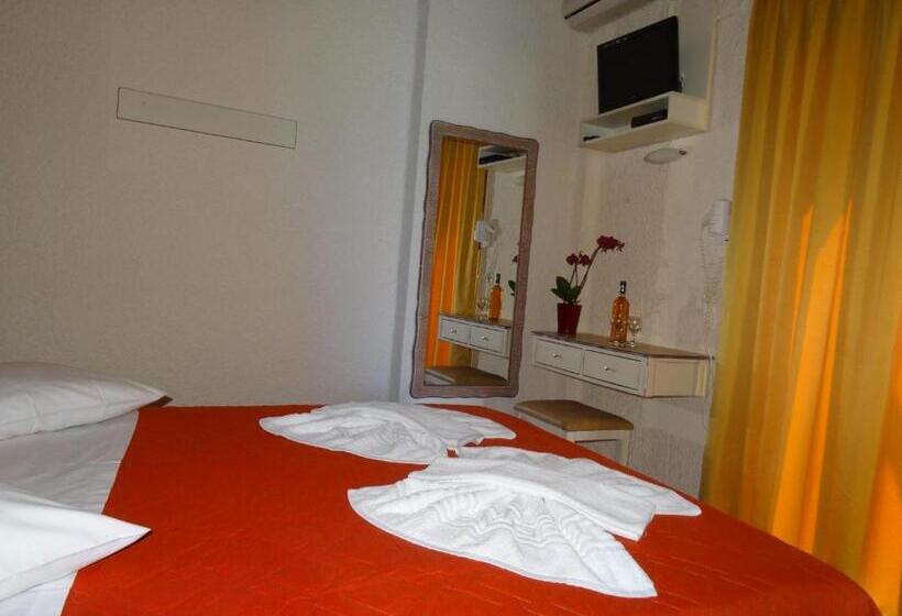 בית מלון כפרי Lito Apartments Paleochora