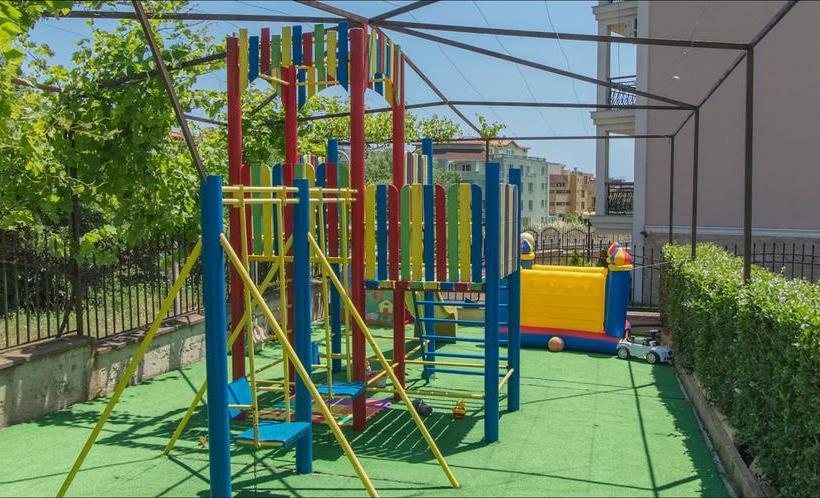 Peshev Family Hotel Vlas