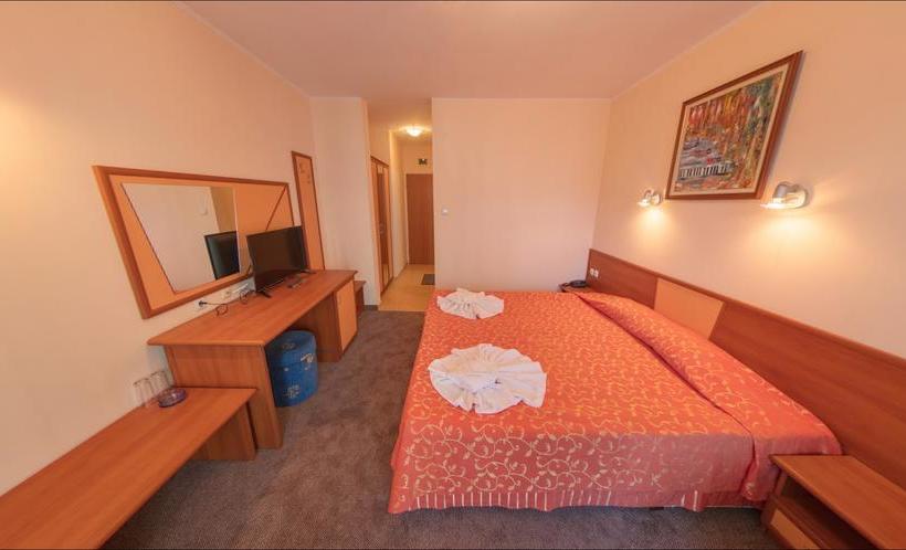 Peshev Family Hotel Vlas