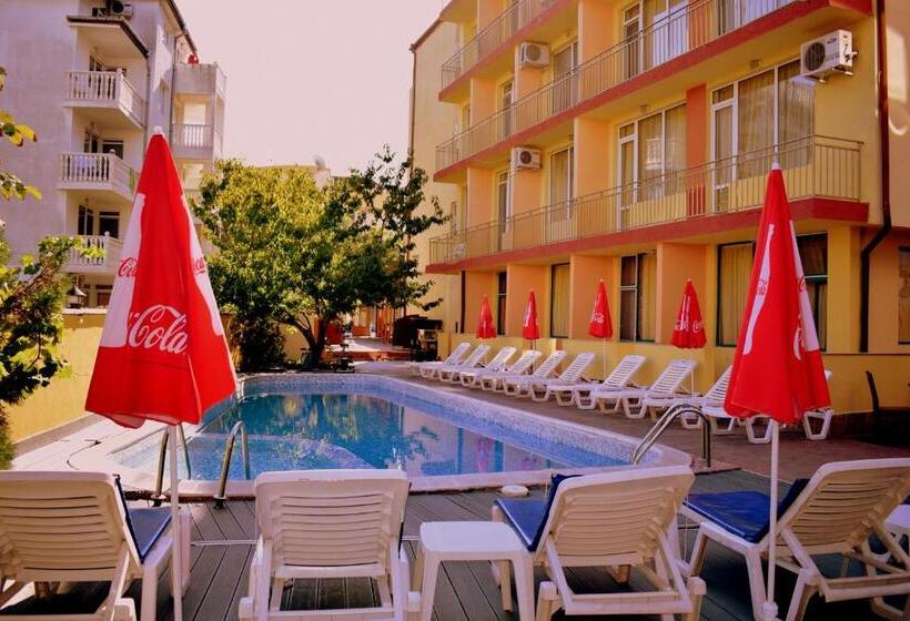 Ryor Hotel   All Inclusive & Free Parking