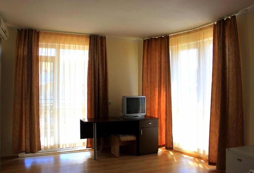 Ryor Hotel   All Inclusive & Free Parking