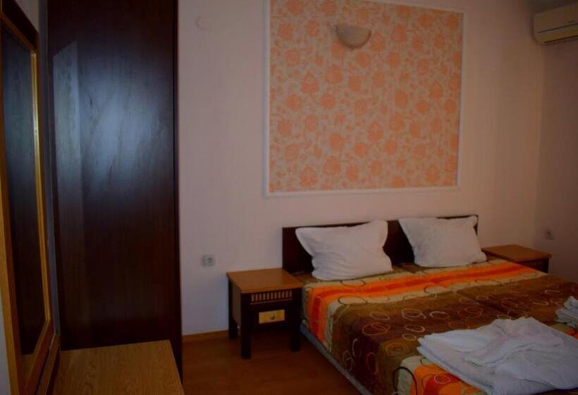 Ryor Hotel   All Inclusive & Free Parking