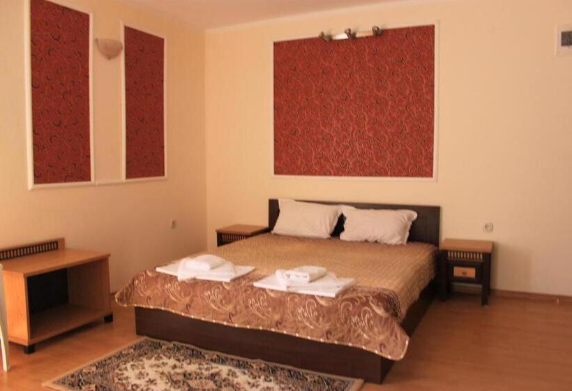 Ryor Hotel   All Inclusive & Free Parking