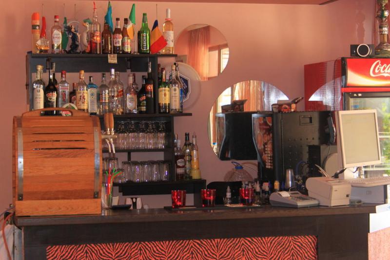 Ryor Hotel   All Inclusive & Free Parking