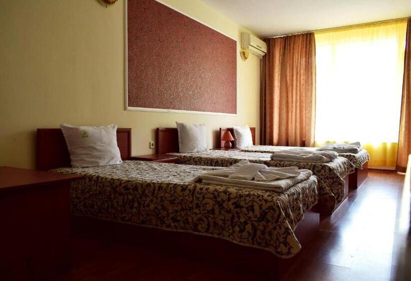 Ryor Hotel   All Inclusive & Free Parking