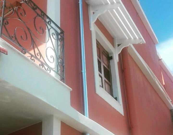 هتل Sunrise House