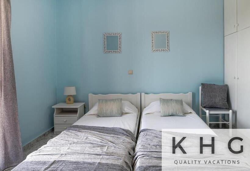 Jovanna Studios In The Nature With Pool!