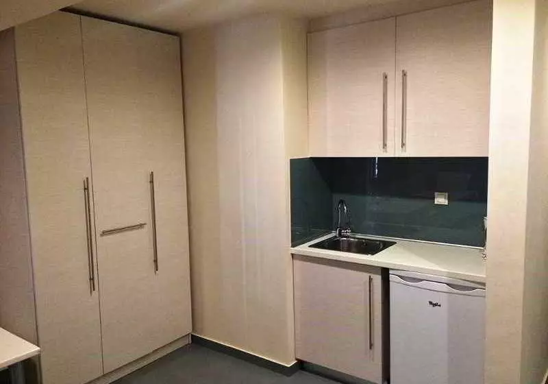 Marianna Apartments